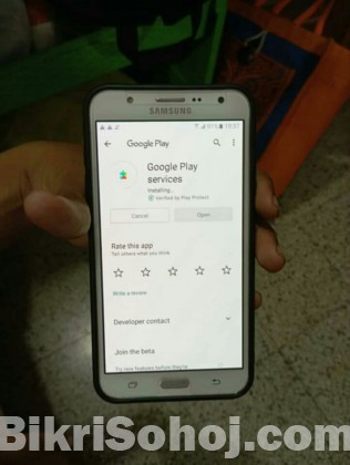 Samsung galaxy j7